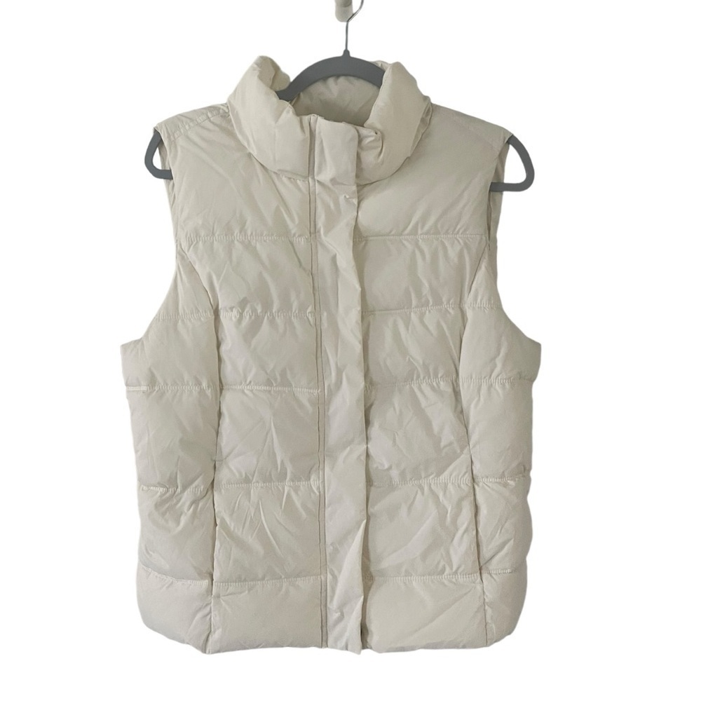 NWT Gap Women Vest Size L